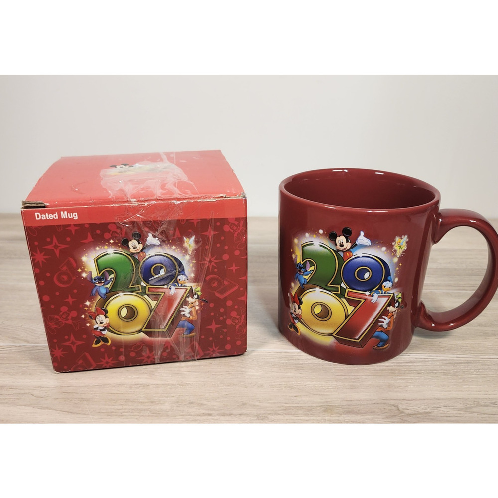 Walt Disney World Mickey Mouse 2007 3D Emboss Coffee Mug Cup Minnie Goofy w/ Box